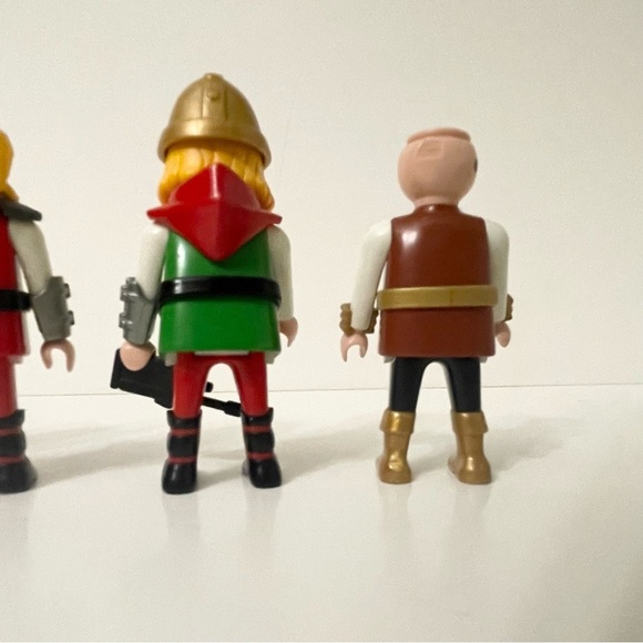 Lot of 4 Playmobil Figures Toys - Picture 6 of 10